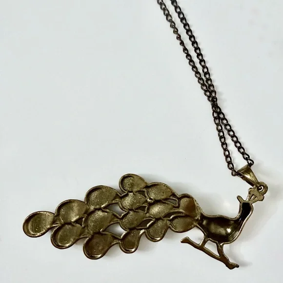 Oversized Peacock Pendant Necklace Green Stone Antique Brass Boho - Picture 5 of 5